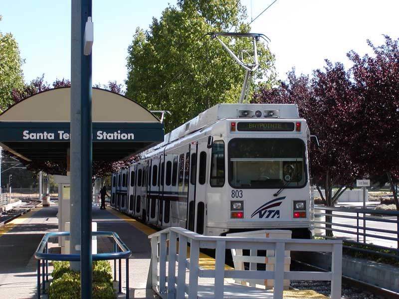 Light Rail 1 jpg 81227 Bytes light-rail-1-jpg-81227-bytes